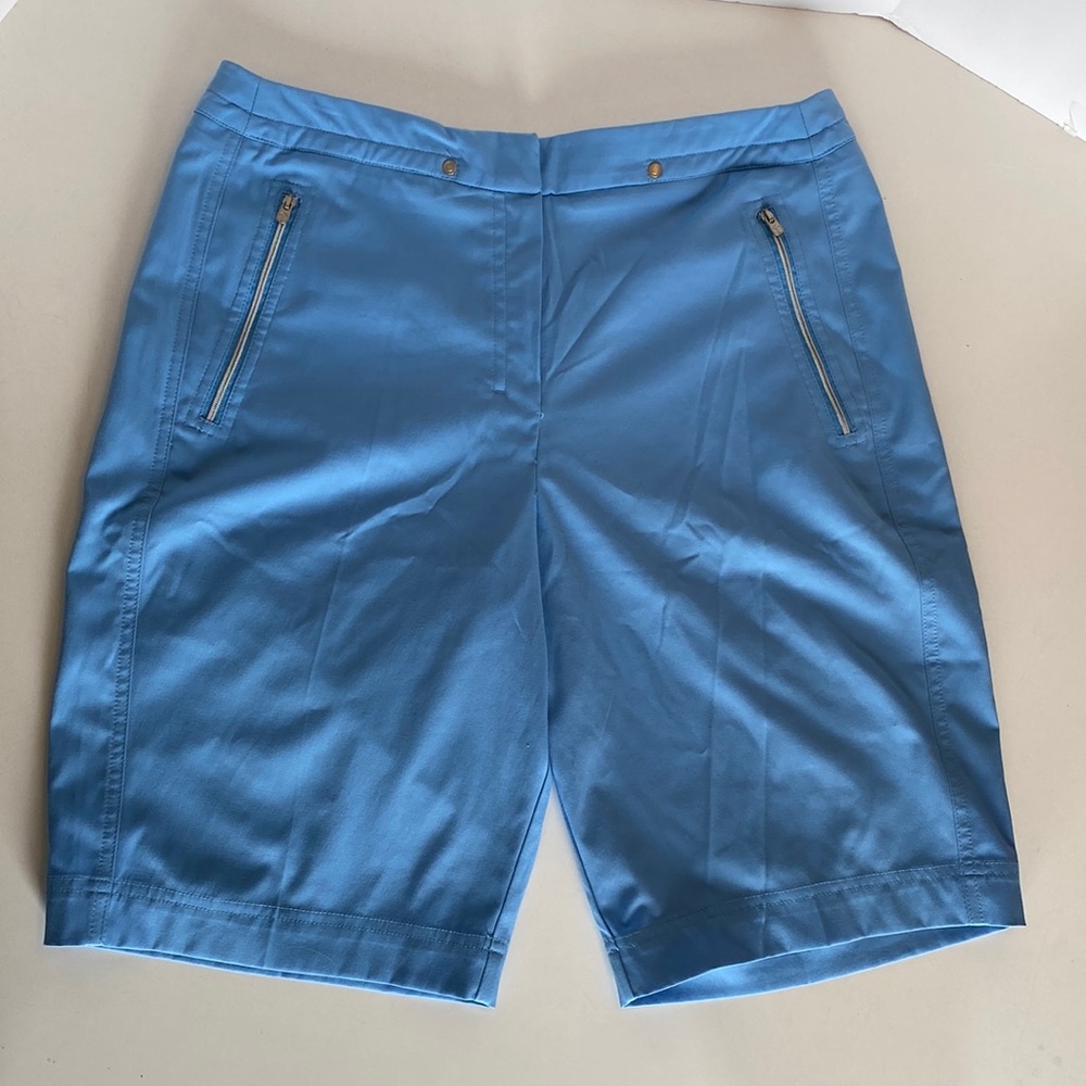 Tail Tech Performance Shorts in Blue (Size 8)